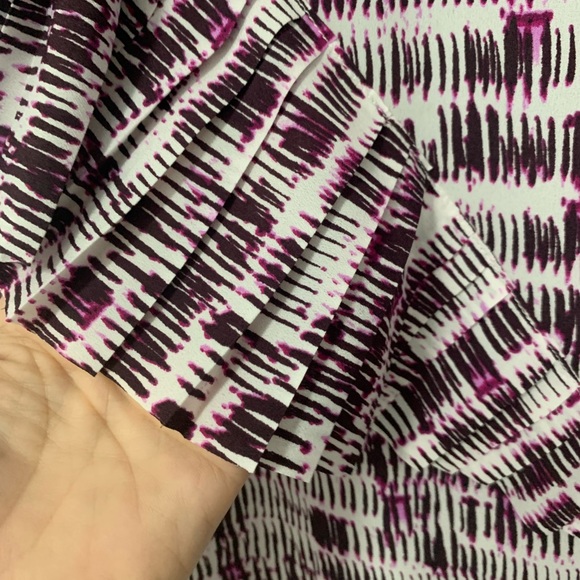 Banana Republic Blouse Size XL- NWOT - Picture 5 of 7